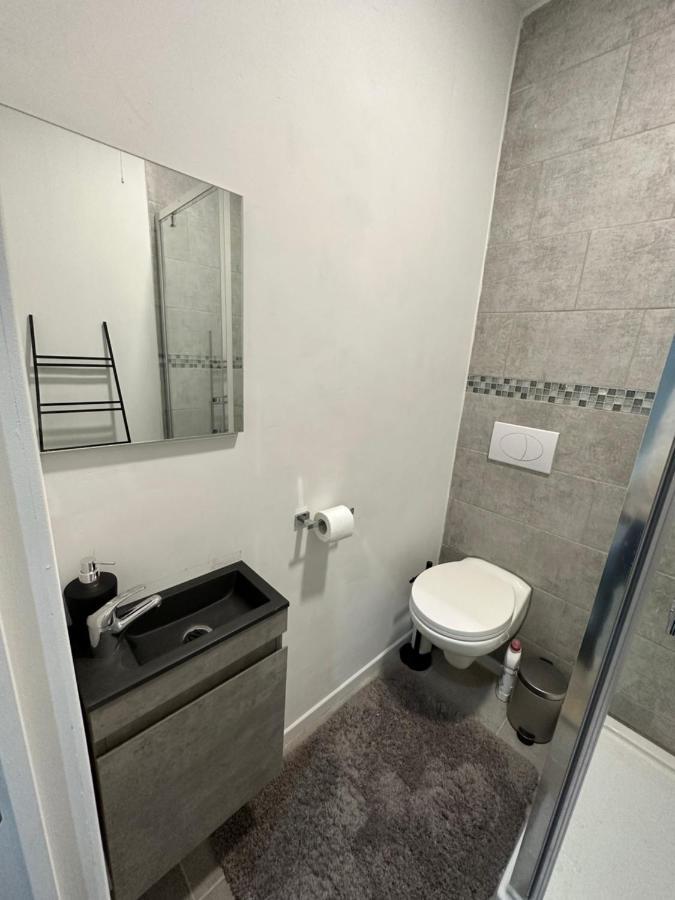 Nouveau Studio Dans Le Centre De Bruxelles Экстерьер фото
